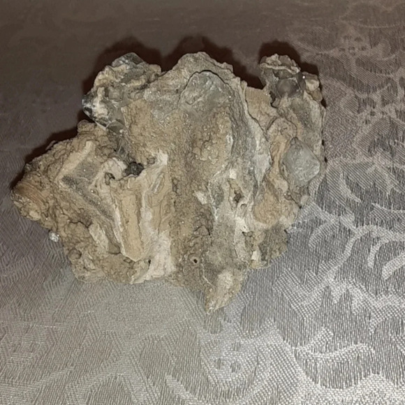 Grey crystal rock - Picture 2 of 4